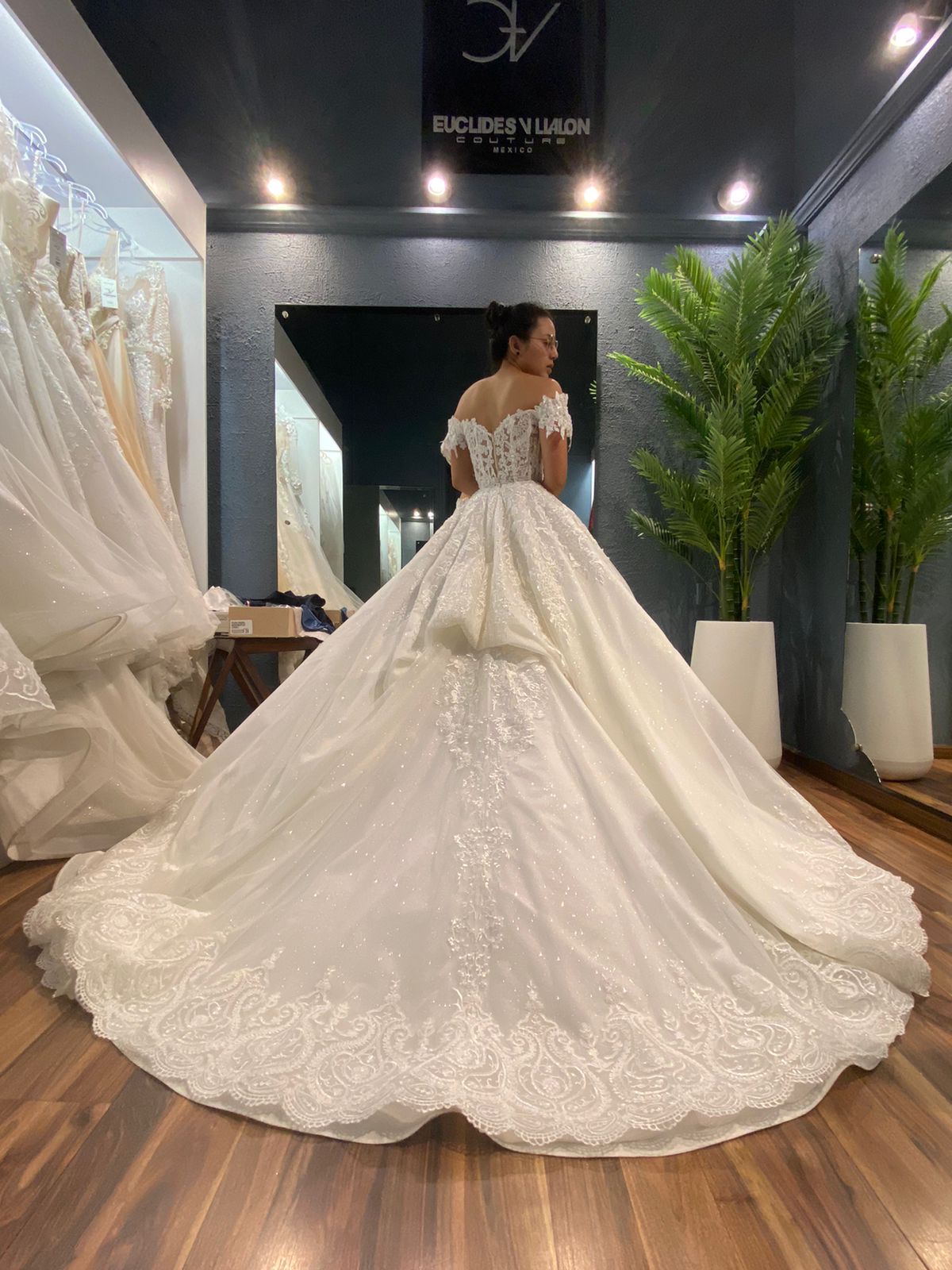 EVANA/NOVIAS